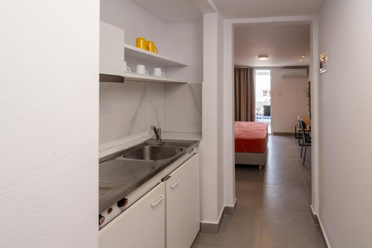 Bemyguest Comfort Zefyros Neoi Poroi Exteriör bild
